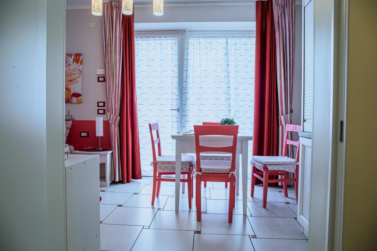 לינה וארוחת בוקר פלטרה Casa Novecento מראה חיצוני תמונה